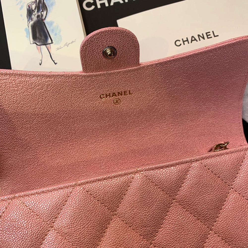 Chanel long wallet 19s iridescent pink in great condition - Picture 7 of 7